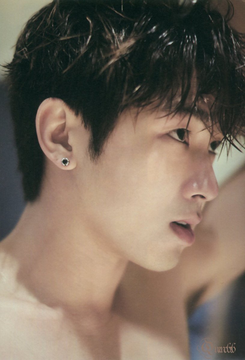 #อย่าหาว่าพี่สอนเลยนะ รุ่นนี้ไม่เรียกว่า boyfriend material แล้วค่ะลูกกกก เรียก "Husband material" จ่ะ https://t.co/aigYjkVcYJ