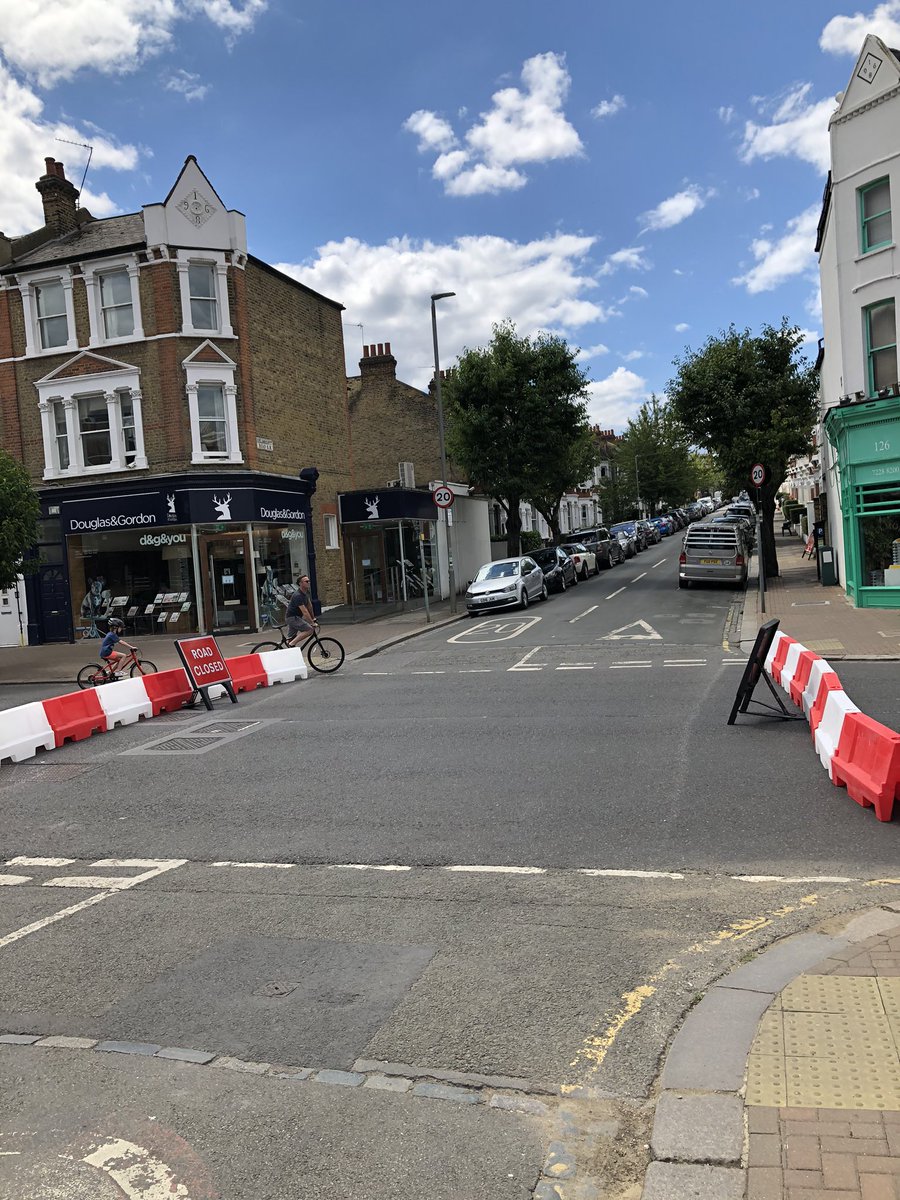 In the Northcote Road closure motor traffic can still cross at junctions where the side-street hasn’t been closed, they’ve mostly been treated like this