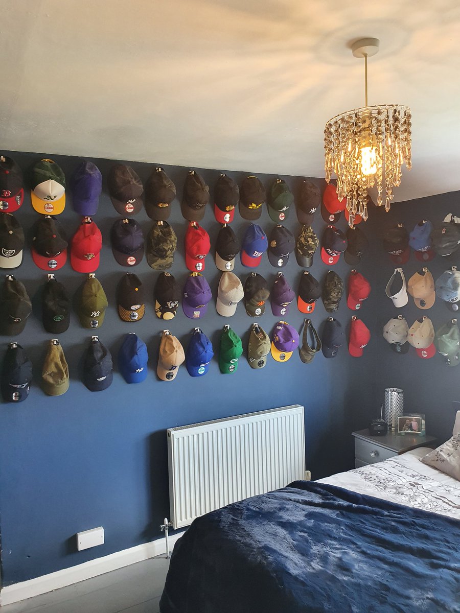 mafmatik's tweet photo. Bedroom decorated.Dont think the Mrs is happy with my side.😉 https://t.co/m9qY4H3svq