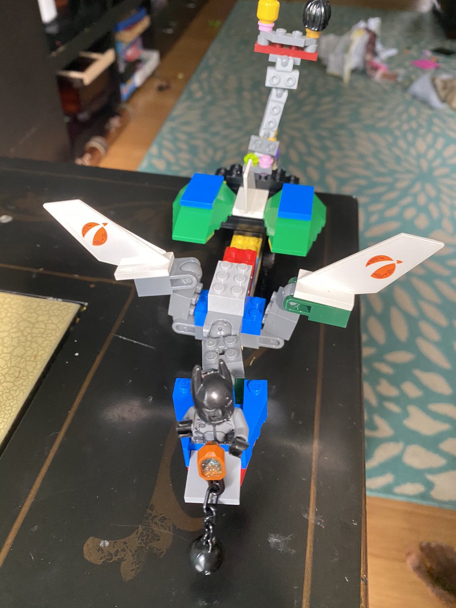 theclairK's tweet photo. The building continues @vlachakisalex with existing #legos👏🏾👏🏾👏🏾👏🏾 Kid is on a serious mission to get that @LEGO_Education #spikeprime kit. https://t.co/xGbF1HhtKD