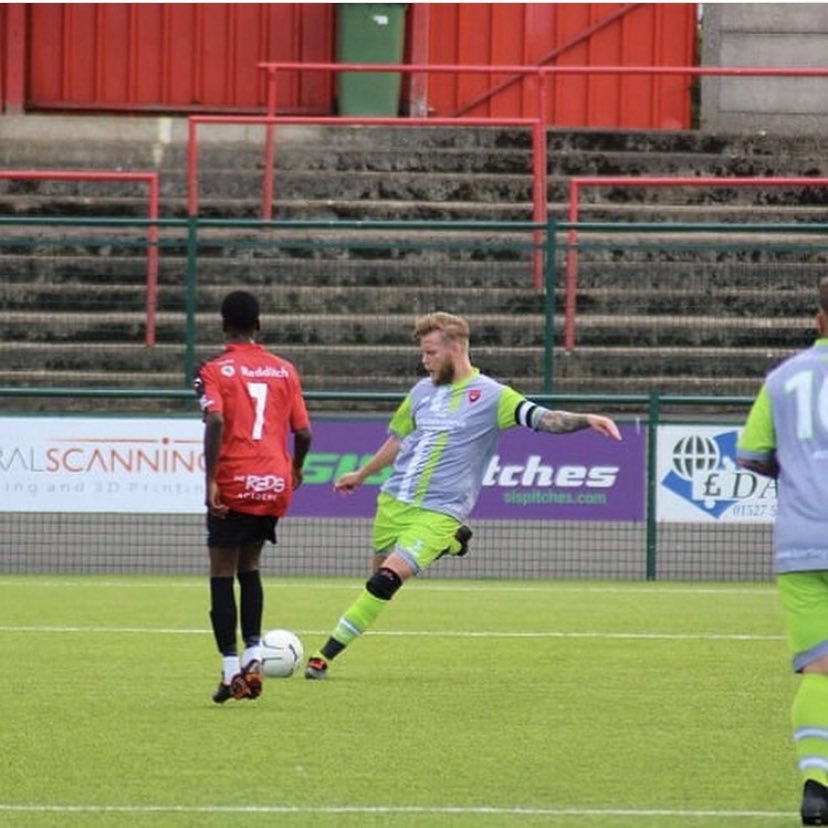 2nd player to commit for the new season is captain fantastic Danny Greer.

Massive part of the club, big voice in the team and a great leader.

Put in some great performances last season.

Very pleased to have kept him at the club.

#UTR 🔴⚫️⚪️