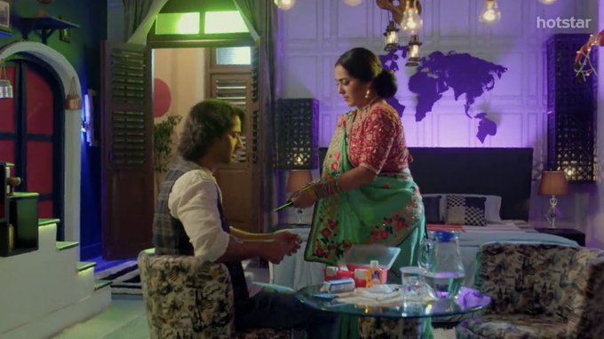 'Abir X Nidhi Mami' They Share Cute Bond..Mami Take Care of Abir like his Son..'Ho Yeh Aisa Jahaan bhi Jaate Hai..Jisabhi Milate Sabke Dilon Mein Ghar Basaletha Hai' ~Mami about Abir  #ShaheerTheAbirReturns  #ShaheerSheikh