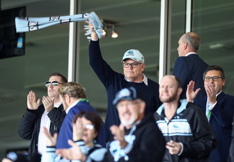 Big_T_2's tweet photo. Hard working Aussie bloke cheers on his team. Shouldn’t be allowed, apparently 🙄 #auspol https://t.co/PyxcgnB0o2
