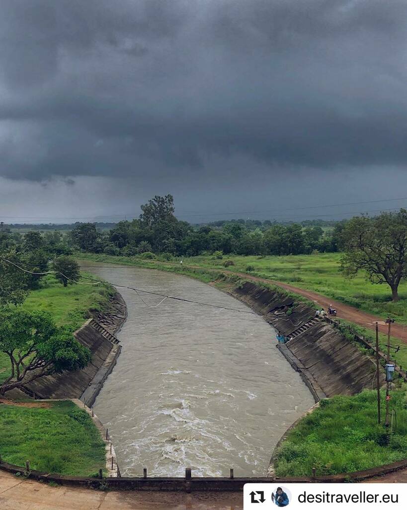 BBSRBuzz's tweet photo. #bhubaneswarbuzz pic courtesy  @desitraveller.eu 
・・・
Sasan Kanal, Sambalpur 😍
.
#thegreatplanet #nikonphotography #nikonindia #nustaharamkhor #instagram #indiashutterbugs #bobbyjoshi #goodshotz #nature_perfection 
#inparallelworld #earthoutdoors #tripotocommunity #disco… https://t.co/wxlrjOSABa