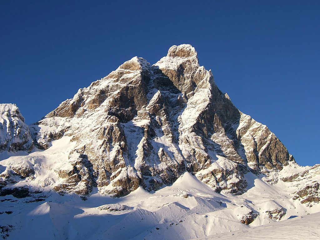 BritishHistorym's tweet image. #otd 14 July 1865

First ascent of the Matterhorn by Edward Whymper &amp;amp; party, four of whom die on the descent.

#EdwardWhymper #MountainClimber #matterhorn #Britishhistory