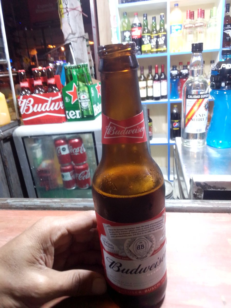 Una #Budweiser #budweiserbeer para combatir el frío aquí en #lima #peru #eeuu jlmidiario.blogspot.com