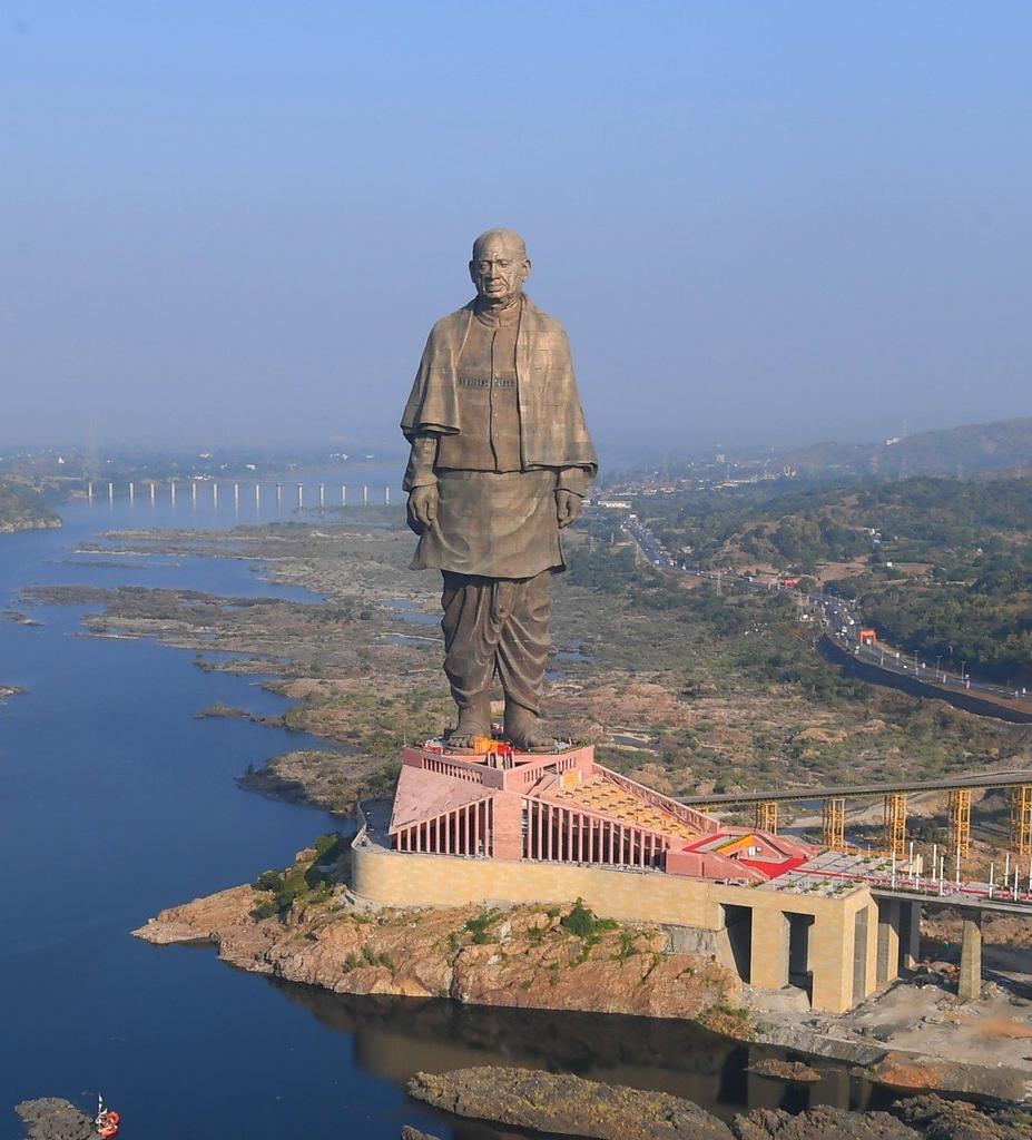 mithun_off's tweet photo. PM Modi #GreatFollower Of #TheIronMan #SardarTheGameChanger https://t.co/0F47Xd6g2f