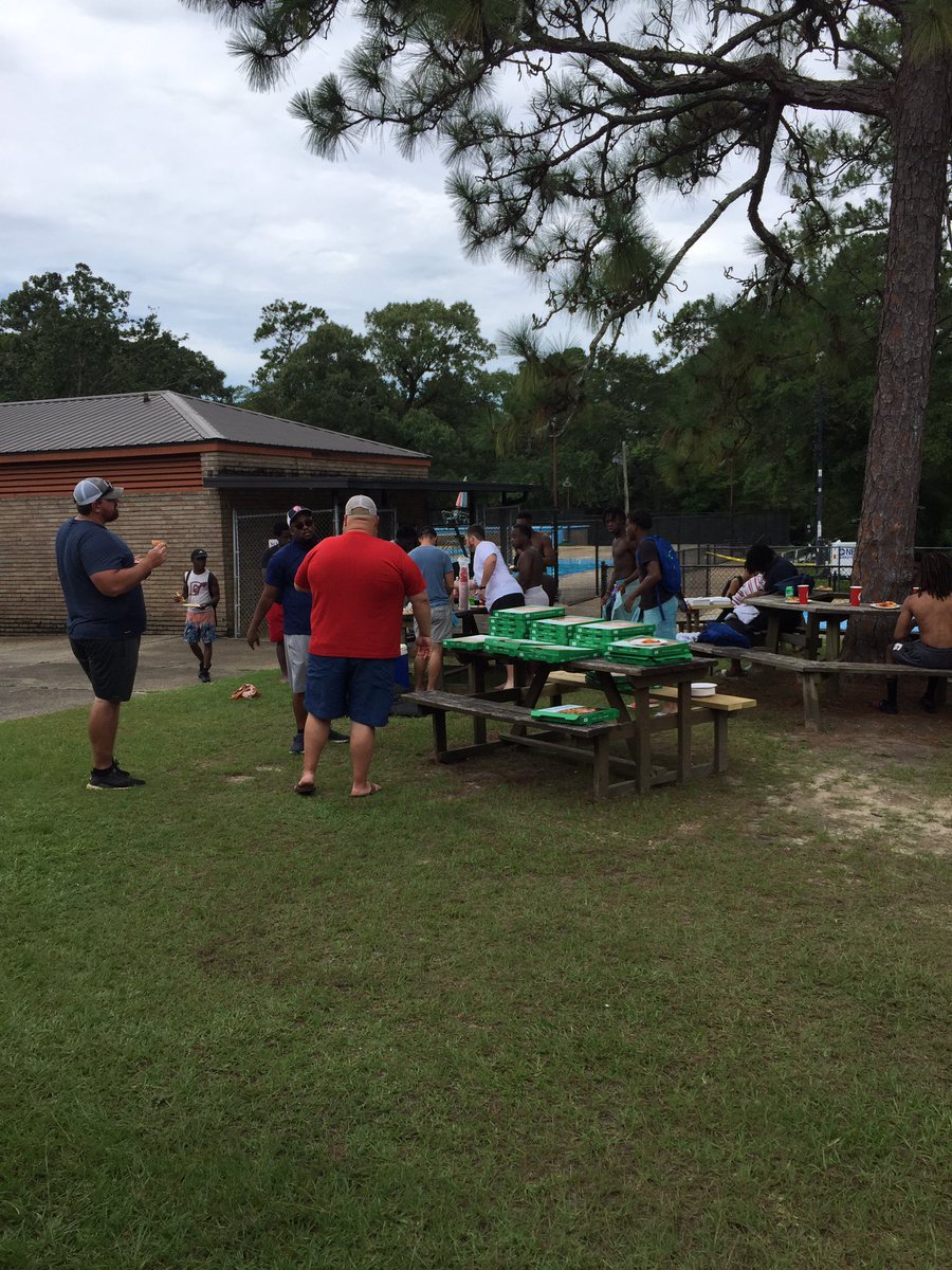 Team pool party and hang out! Big thanks to the city for allowing us to use the pool!!