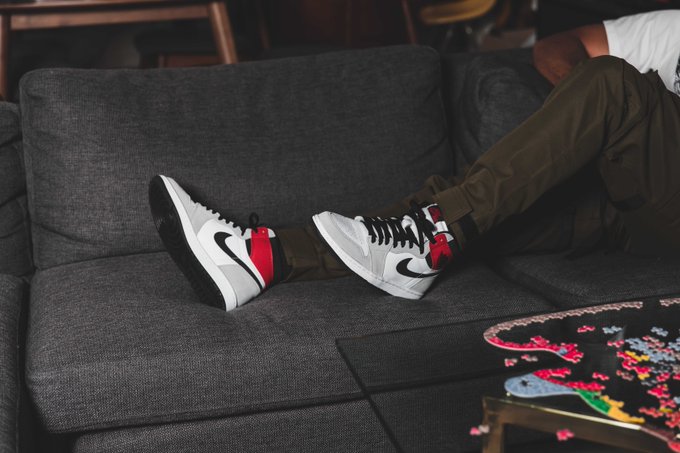 air jordan 1 retro high og smoke grey outfit