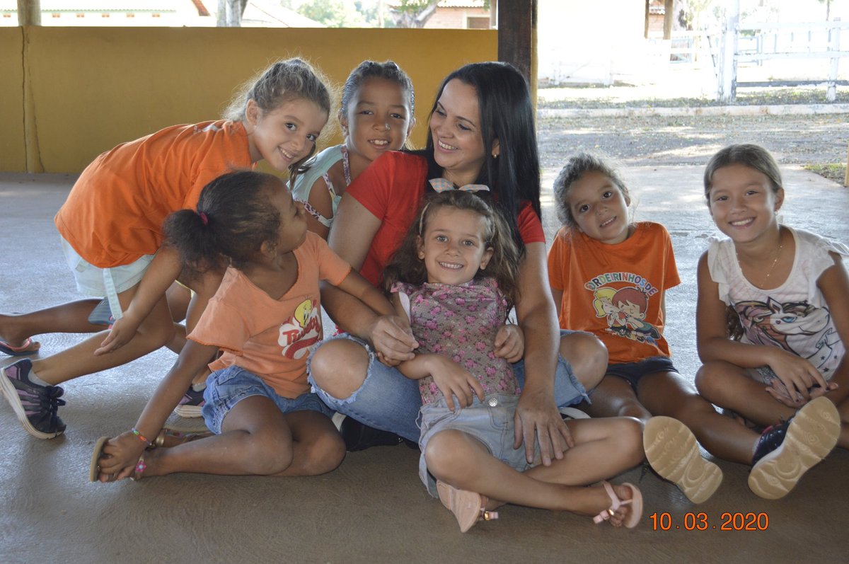 DinalvinhaViana's tweet photo. Hoje olhando minha galeria de fotos, bateu uma saudade dos meus pequenos❤️
Projeto Instituto Mirim....
#quetudovolteaonormal #ViceprefeitaDinalvinhaViana https://t.co/NBKVPxdKGR