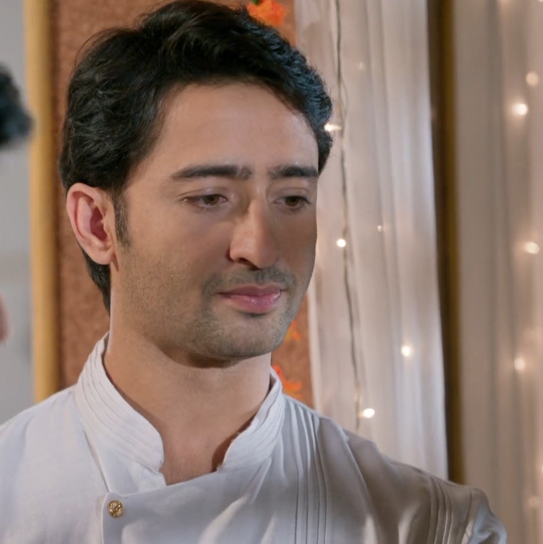 V - VirtuousAbir and virtuous are synonymous. He is ethicalFull of love and lifeRespectfulAnd Righteousness #ShaheerTheAbirReturnsPC owner