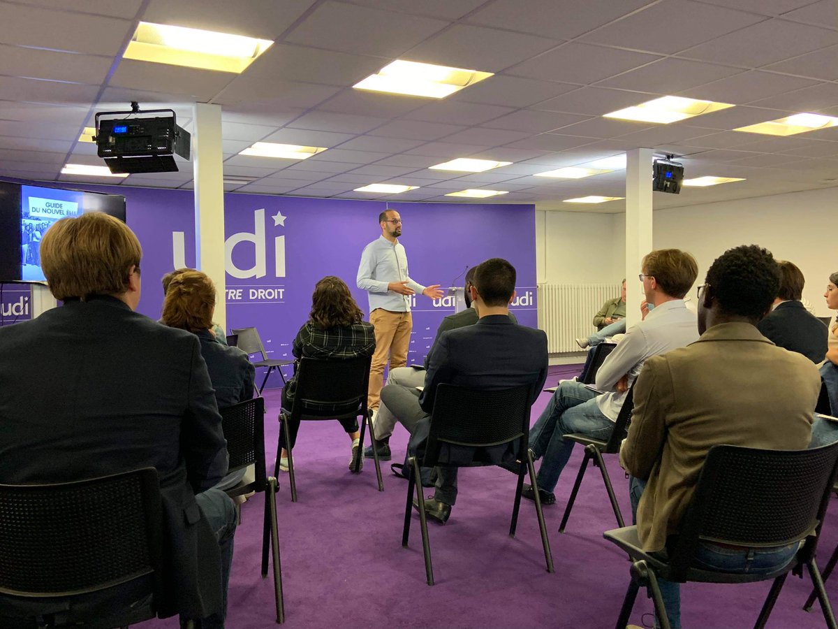UDIjeunes's tweet photo. Notre Secrétaire Général @saidsalhi remercie les @UDIjeunes pour les formidables et dynamiques campagnes menées partout sur le territoire. Notre stratégie @GenUDIJeunes a été concluante! https://t.co/Ee4YEhULsR