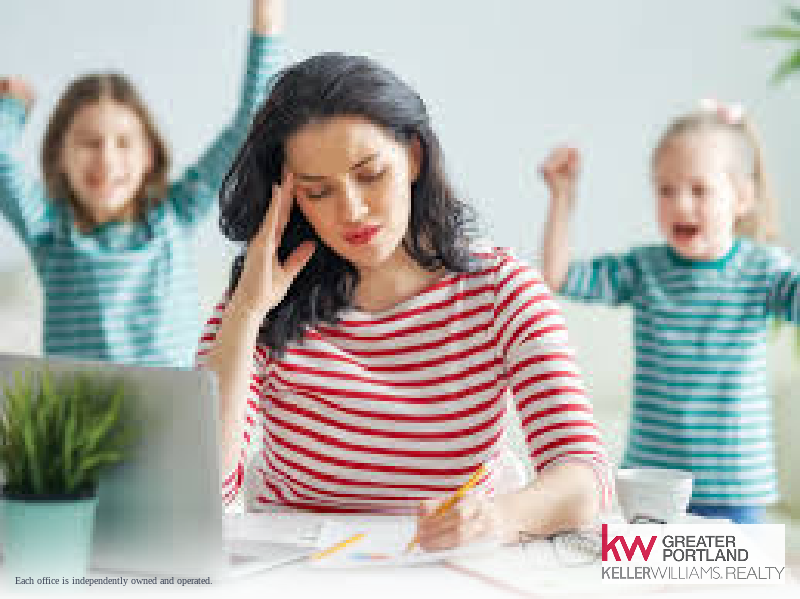 CommRealtorRuth's tweet image. Need more backyard for kids??  We have the house for you!  Call today 207-653-7653