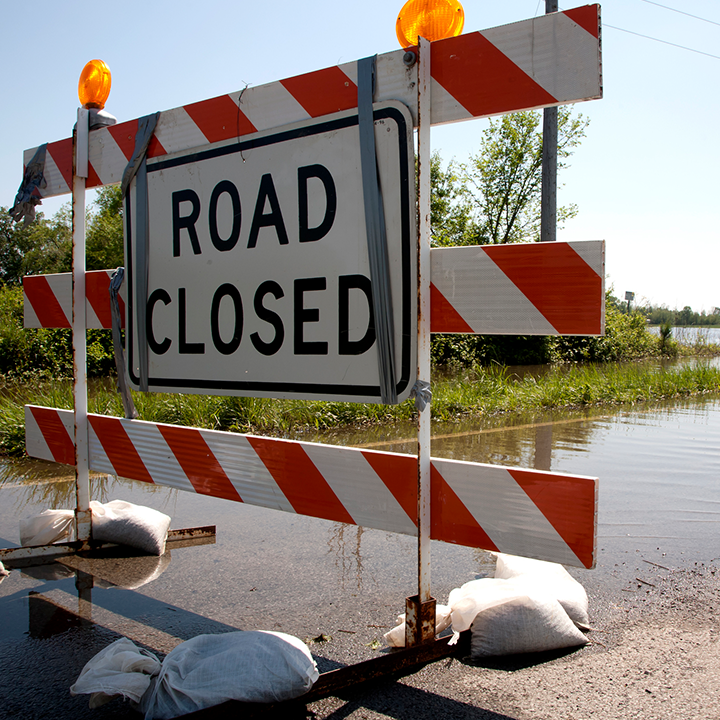 FamilyAgency's tweet photo. Floods can happen anywhere it rains. Check out Allstate's comprehensive guide on what to do before, during and after a flood to help be better prepared: https://t.co/ehdckCo6VW https://t.co/SE0cVfZwzR
