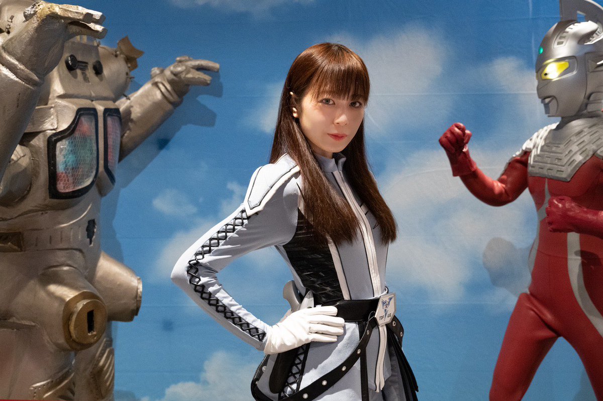 01ラブワンの2人はどちらも身長が高いので173センチあるナナちゃんが12