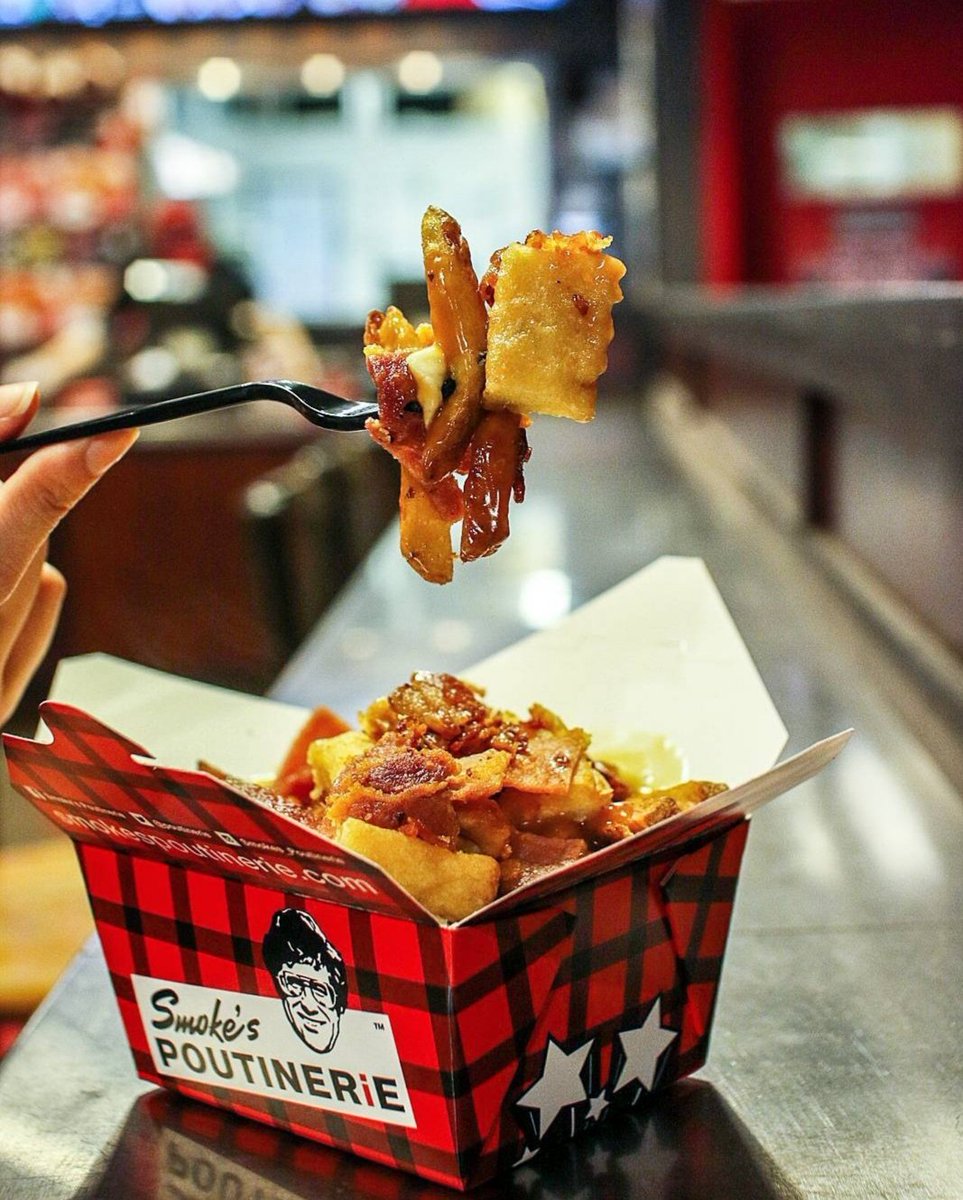 poutinerie's tweet image. There’s a force in the universe that makes things happen. And all you have to do is get in touch with it, stop thinking, let things happen, and be the Poutine....

#poutine #poutineeh #golf #caddyshack #bethepoutine