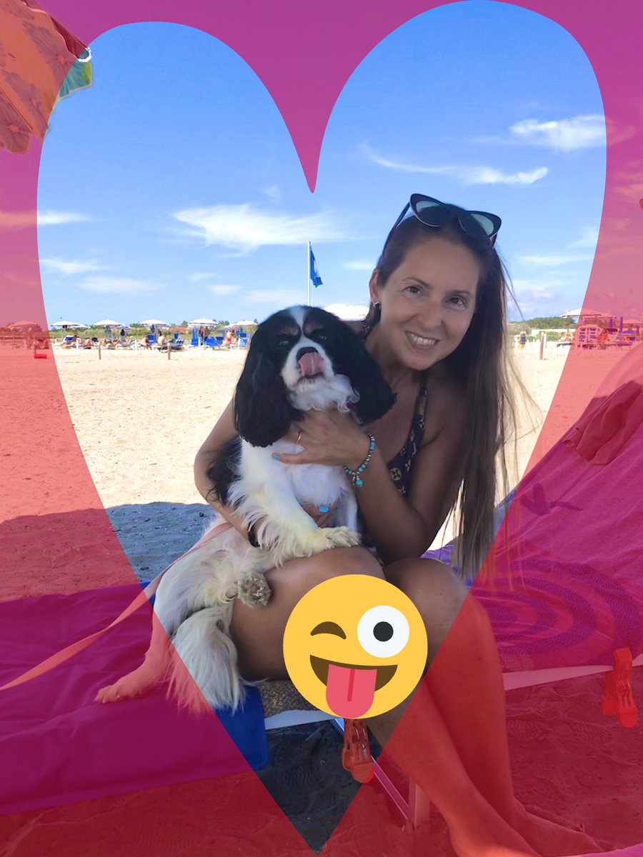 dolceSally's tweet photo. me & mum at #Sottomarina beach 🏖☀️🌊 #InDiga
#Summer2020 #Estate2020 https://t.co/bVG1zOg4EE