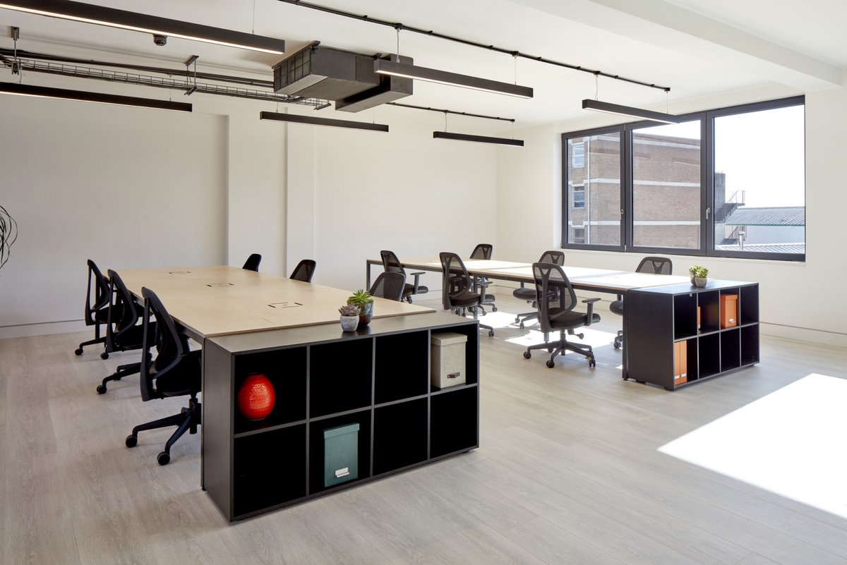 ieeeh's tweet image. Oficinas de &quot;The Brewery Building&quot; en Londres. Proyecto de Squire &amp;amp; Partners. #archtiecture #office #interiordesign

squireandpartners.com/architecture/t…