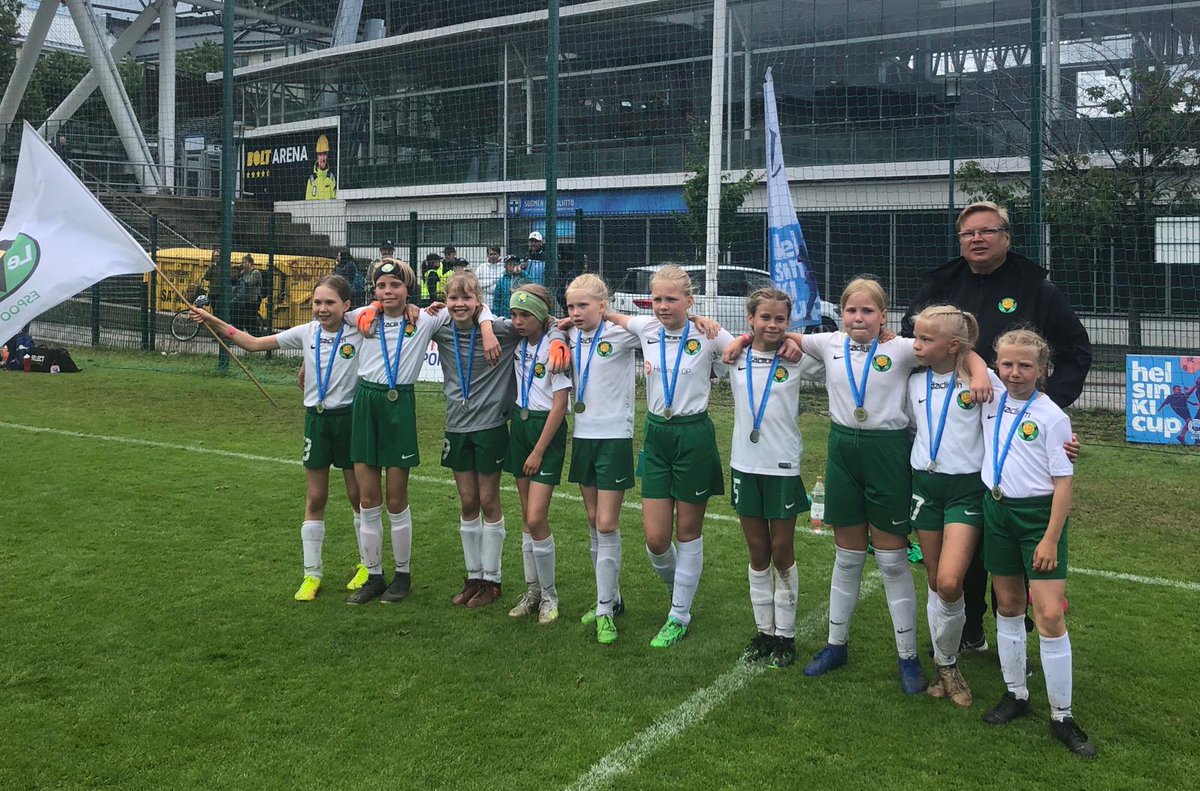 LePa T2010 tweet media