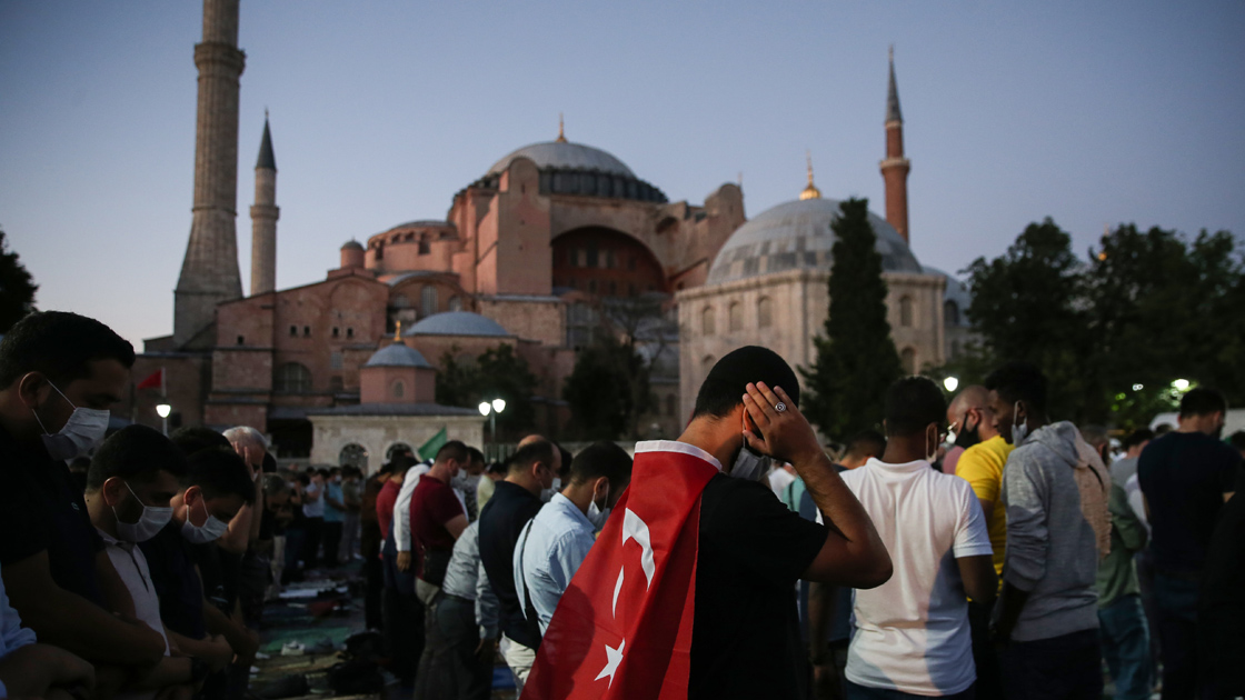 ❝Tarihle yeniden iletişime geçme anı❞

Danıştayın 'Ayasofya' kararına dünyadan destek v.aa.com.tr/1906732