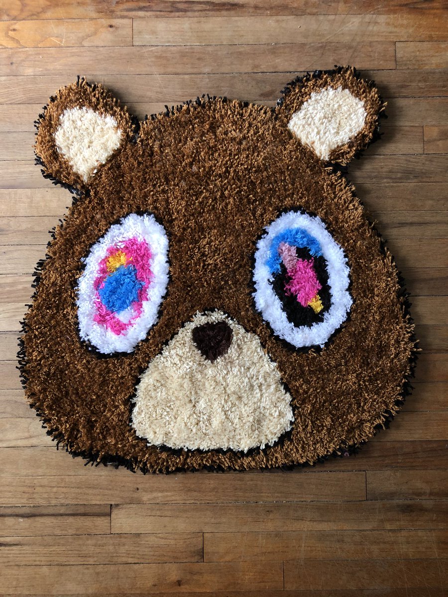Withlovesindi's tweet photo. Handmade rug 😎 yeah I did the damn thing https://t.co/s1xeSAe8jv