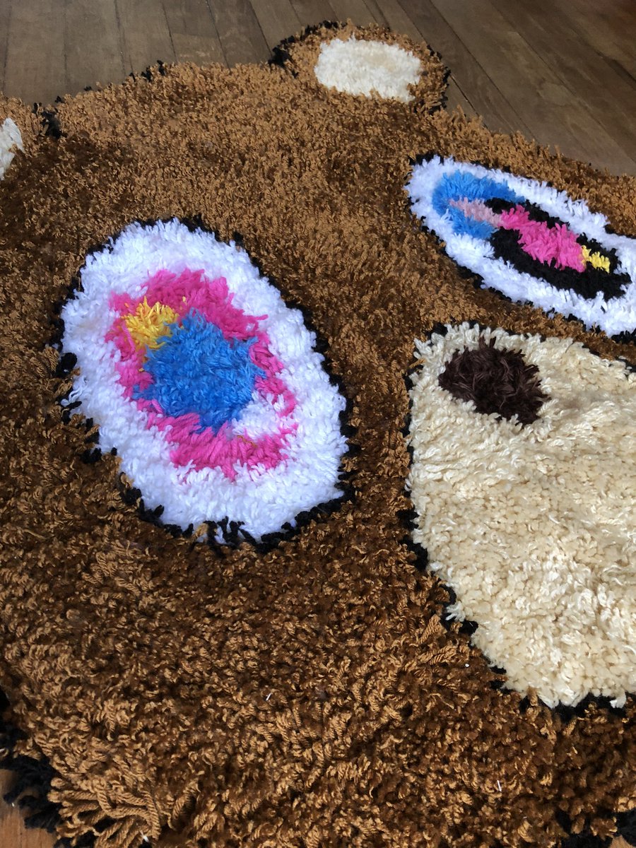Handmade rug 😎 yeah I did the damn thing