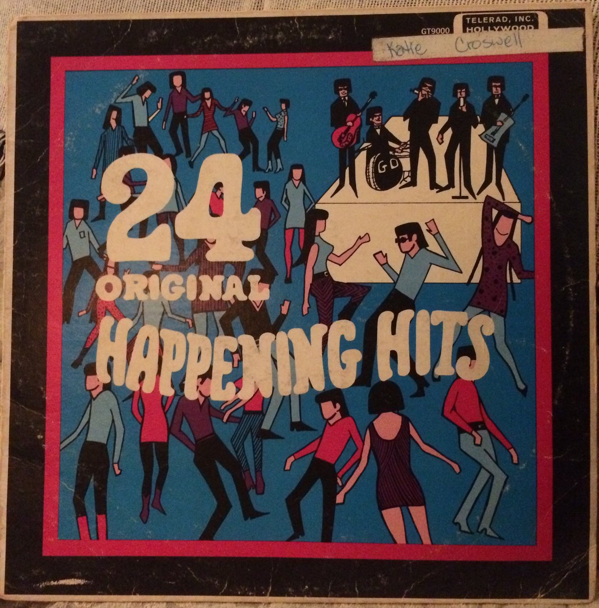 TwoPeopleTweet's tweet image. Alphabetizing albums AGAIN! This one is perfection. Thanks Katie