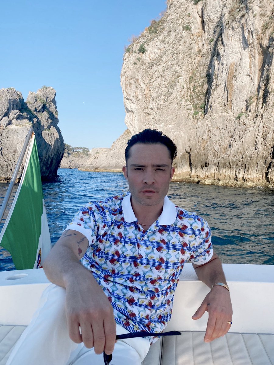 Ed Westwick tweet media