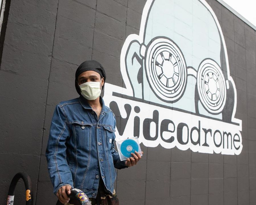 VideodromeATL's tweet photo. US cities larger than Atlanta with zero video stores: 

• New York
• Houston
• Philadelphia
• San Francisco 
• Denver 
• Detroit
• Las Vegas

Advantage: Atlanta

Videodrome is open 12-9 every day. Come by your local video store. Can't do that many places these days. https://t.co/7Q2KHEjEEc