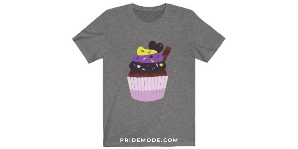 PrideMode's tweet photo. 🧁 #Nonbinary Cupcake Tee 💛🤍💜🖤
🌎 Free Worldwide Shipping 🌏
🛍 Shop: https://t.co/lZhglLt3Xf
#NonbinaryPride #Enby #TheyThem #QTPOC #GenderNonconforming #LGBT #LGBTpride #LGBTQ #LGBTQA #LGBTQIA #LGBTQIApride #LGBTQIAplus #Pride #lgbtqoftwitter #PrideMode #PrideModeShop https://t.co/x4BP0Wef6e
