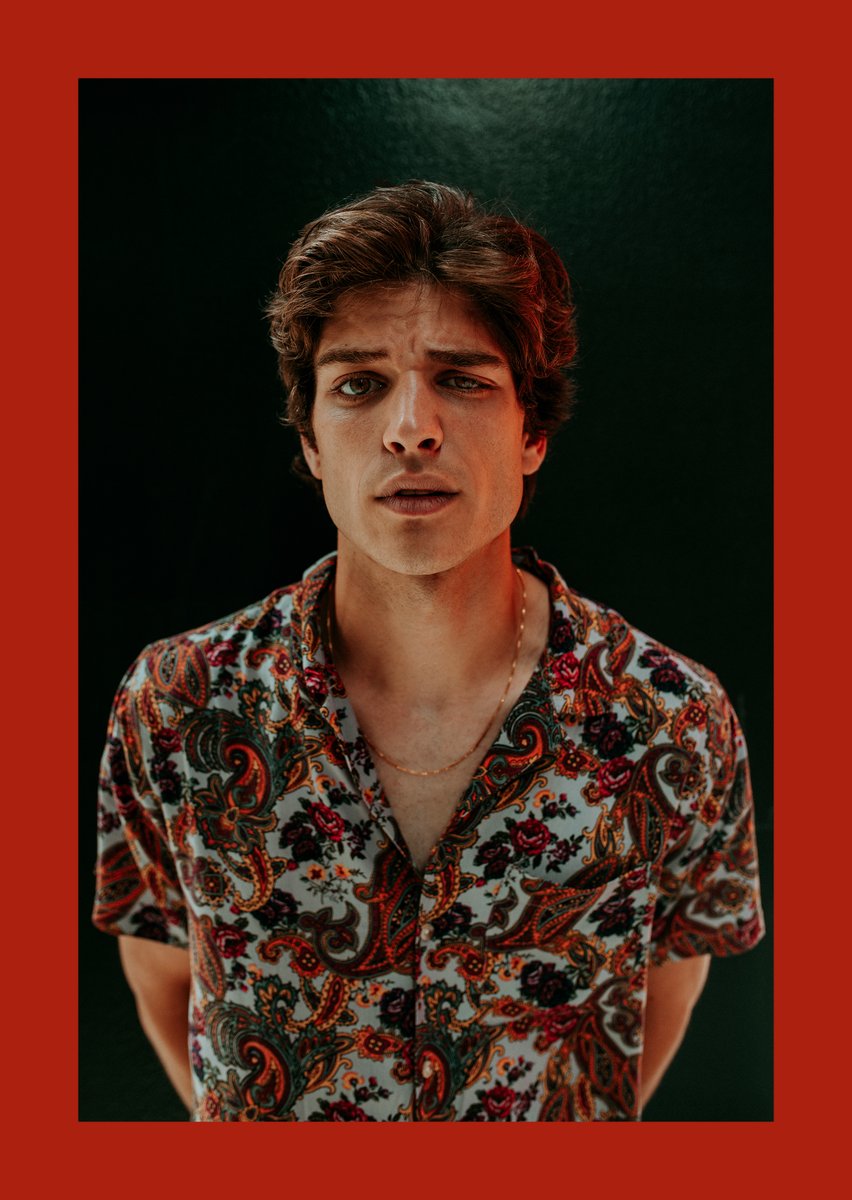 TheValAlexander's tweet photo. Fahrenheit | #GQ #GQStyle #ProjectShow #Menswear #Models #Bloggers  #Portrait #People #Human  #Fashion #NYC #LA #Chicago #Model #TheVallenAlexander https://t.co/ZJYkhlV2Ho