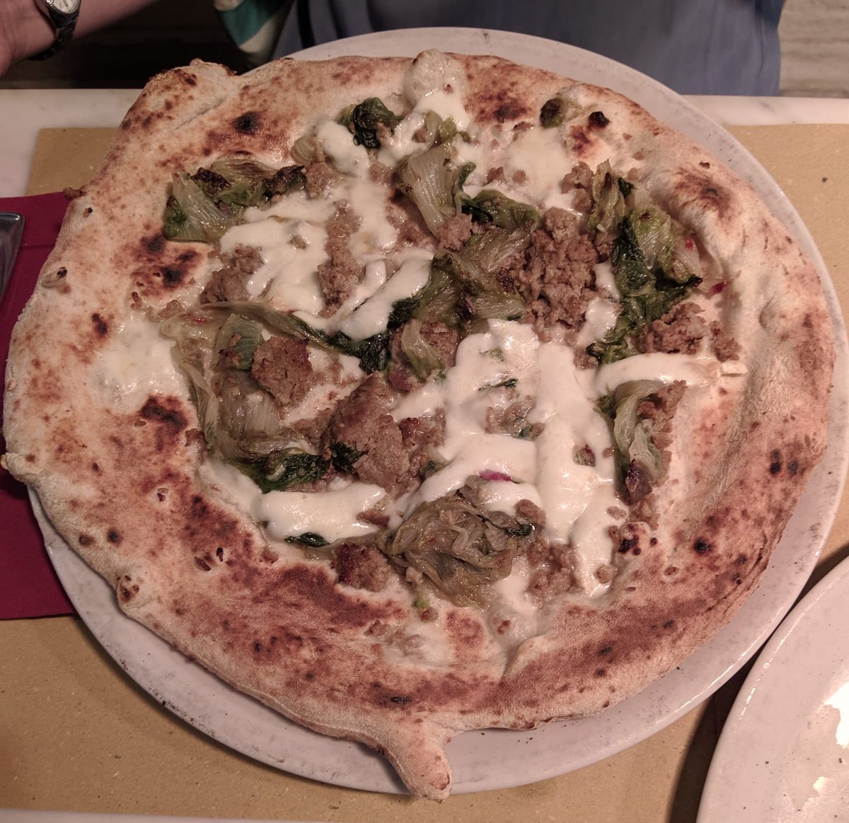 alemi1715's tweet photo. Se commenta da sola. 
#pizza #loffredo #carrettiera https://t.co/7blz701brh