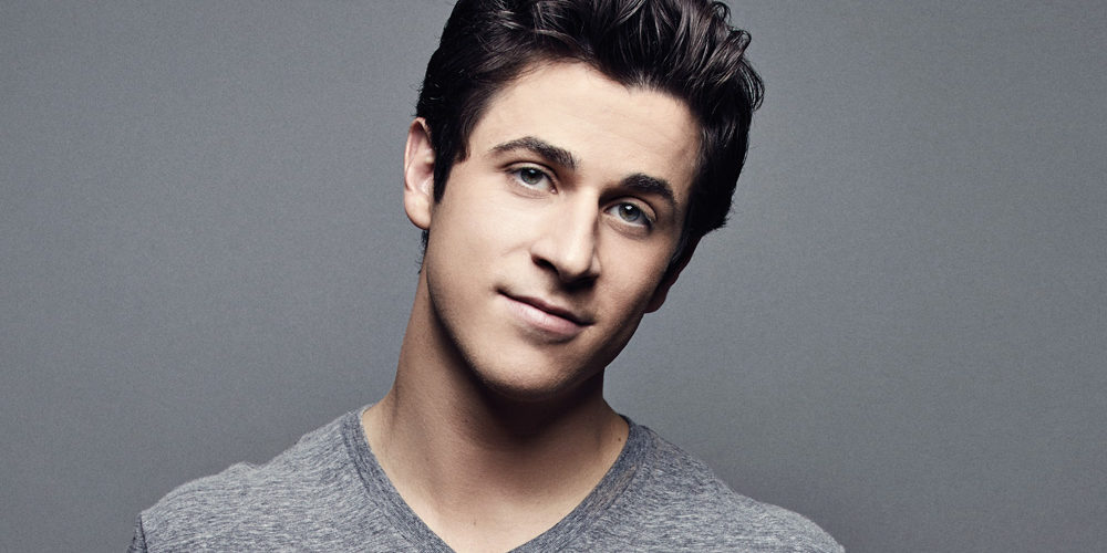 Happy bday to David Henrie! 