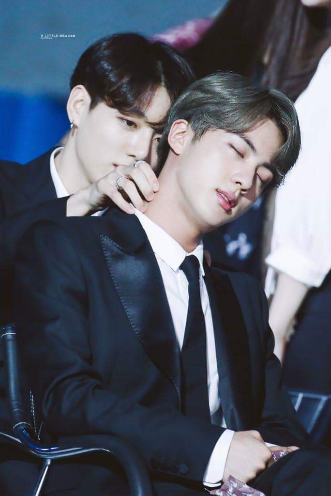 where there is jinkook there are also neck massages - a thread