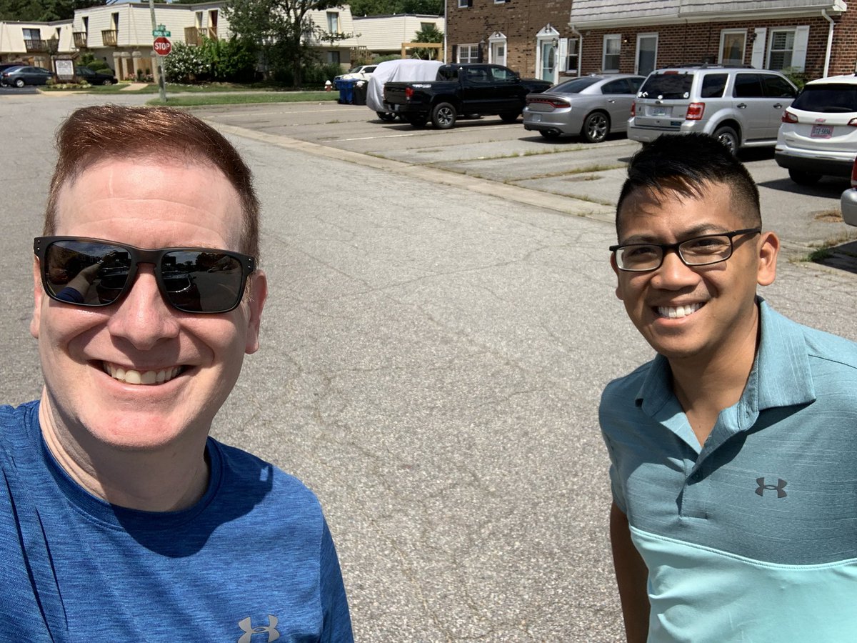WAVY10Bob's tweet photo. We’ve known each other for years and have been #NexstarNation colleagues for a while... but finally got to hang out with @ddeguzmanTV in person while he was in town for the weekend! And we hardly talked about TV 🤣 @WAVY_News @WFXRnews https://t.co/gDfPPAoB0J