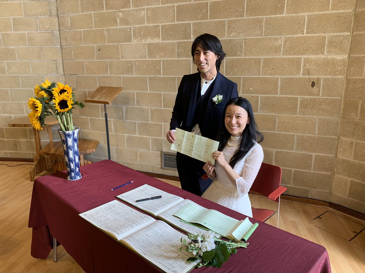 MargaretCave's tweet photo. Second wedding of the afternoon with the most beautiful signatures in the @ChristChurchEG marriage register #marriage #joy #love #postlockdown #churchopen @SouthwarkCofE https://t.co/DYlmsRAidt