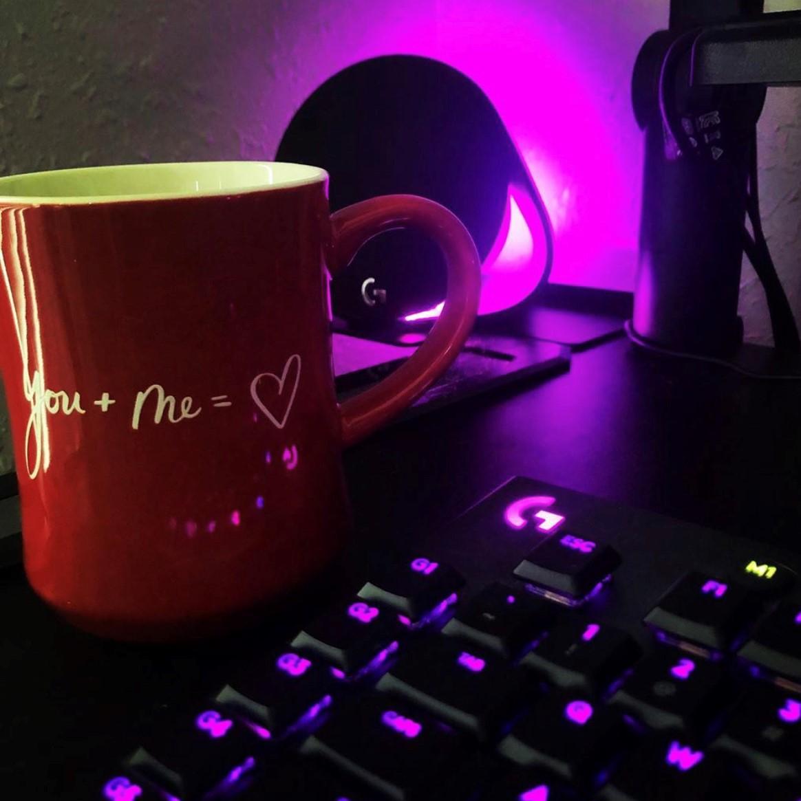 LogitechG's tweet photo. You + Us = π Share your #LogitechG gaming gear with #MyLogitechG for a chance to be featured. π·: @dfwboomsquad
#KeepPlaying https://t.co/RPdpIahNqi https://t.co/8Unt6f8Z08
