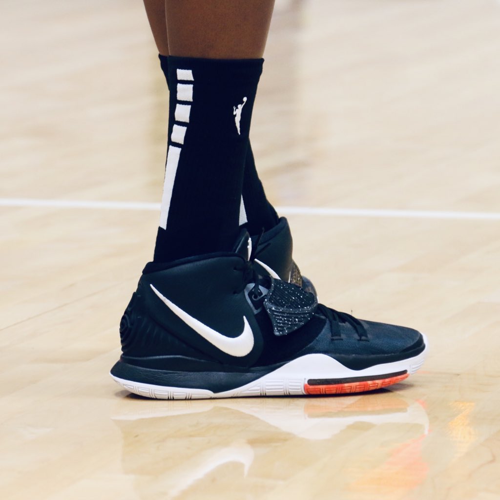 | Dallas Wings Kicks   @DallasWings