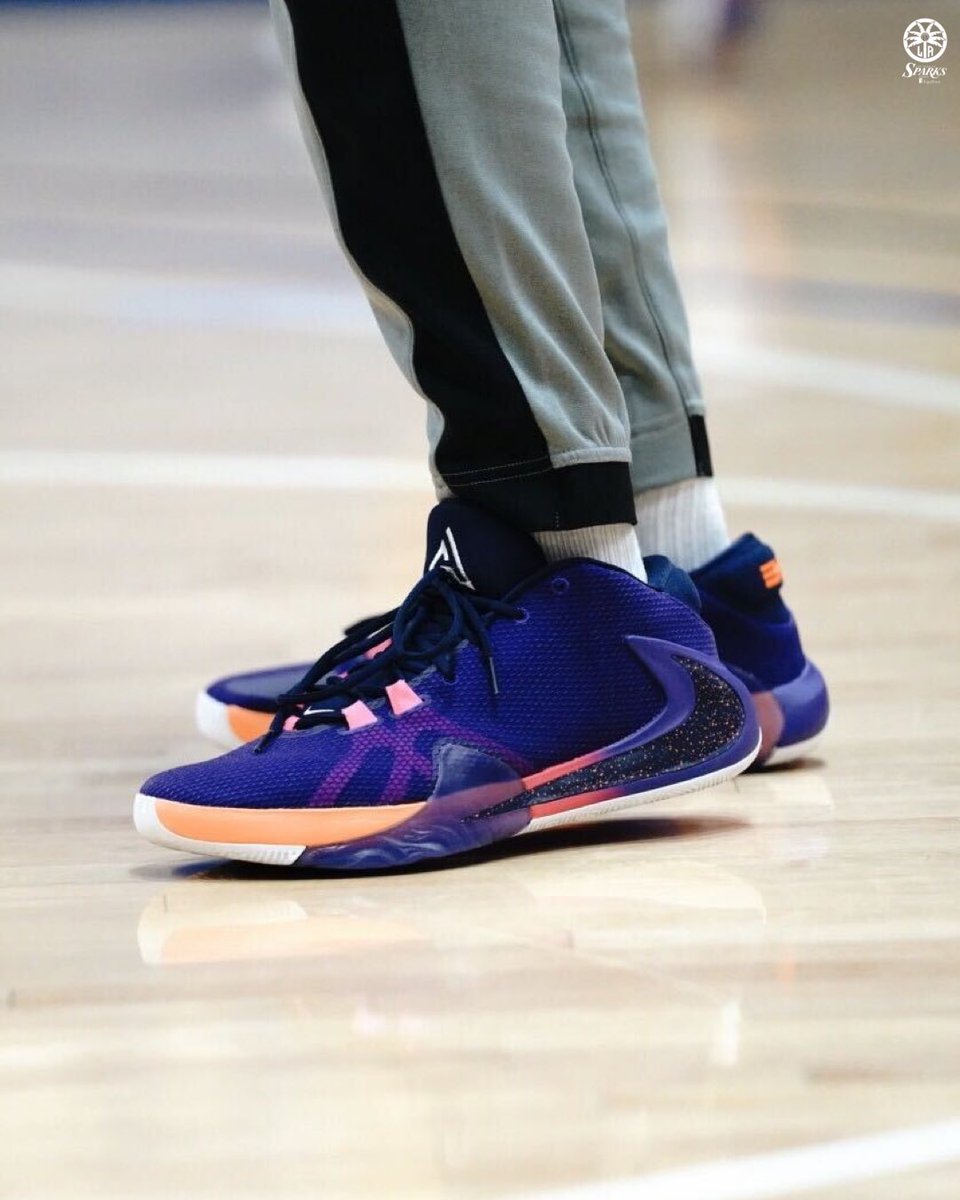 Os treinos da WNBA na IMG Academy começou nessa semana, e uma das coisas que mais nos têm chamado a atenção é o estilo das jogadoras. Os tênis que elas estão usando são LINDOS!  Bora dar uma olhada em alguns? .