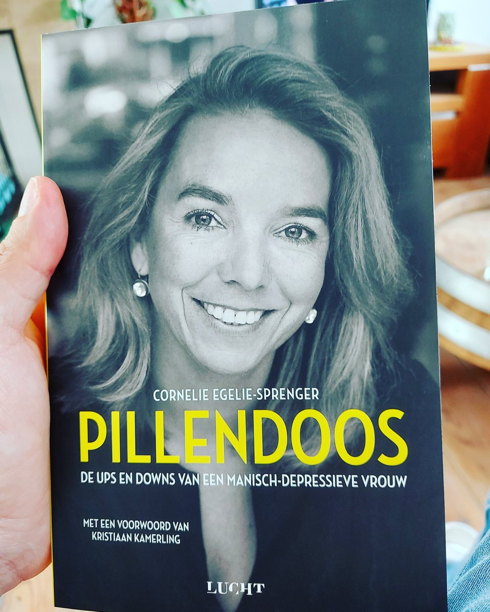 JanHenk010's tweet photo. #Pillendoos 
De Ups and Downs van een Manisch-Depressieve vrouw.
#boek #leestip #bipolair https://t.co/eMGeNrdrX7