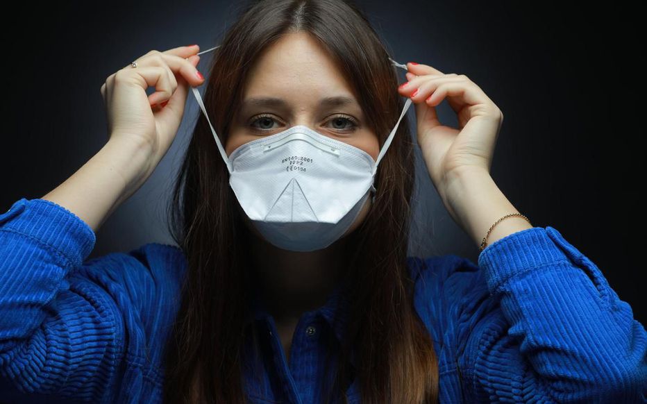 le_Parisien's tweet photo. 🔴 «C’est à ce stade qu’il faut agir pour éviter une nouvelle vague massive et meurtrière»
➡ Dans une tribune, des médecins réclament «le masque obligatoire» dans les lieux publics clos 
https://t.co/wEksCHv6tn https://t.co/KrXhgW68sZ