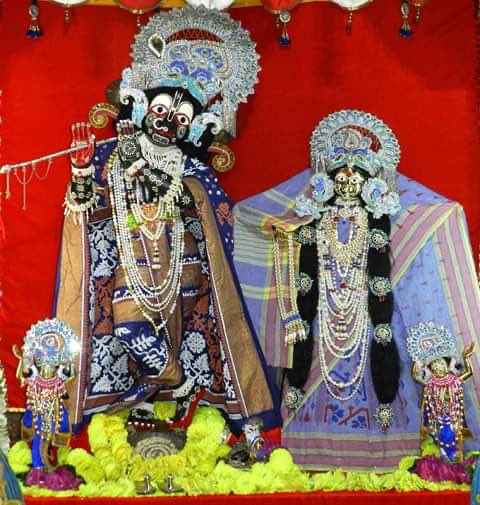 VrindavanMonk's tweet photo. Radha Shyam Sundar ji  #krishna #love #harekrishna #HareRamaHareKrishna #KrishnaAndHisLeela #radhey https://t.co/tHyDOH1fC8