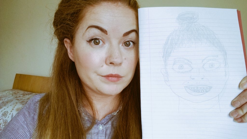 Erica_Curran's tweet photo. So this happened...thank you @mccarronea for my lovely portrait?? 😂 🙈lol https://t.co/EWNINFIKgs