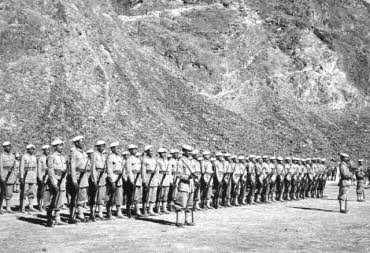 Even in such conditions the war for them didn’t stop. Indians used grenade warfare to draw them out but at no avail. The defence and battles in Padum went on for months and went deep into July 1949. At this point the Padum party wished to contact the HQ.