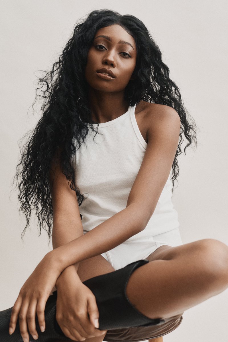 ejacson21's tweet photo. I present, for your Twitter consideration,

My answer to “Dark skin is hard to photograph”

Titled: “Vogue who?”

Shot by me https://t.co/YHcqdlPBFH