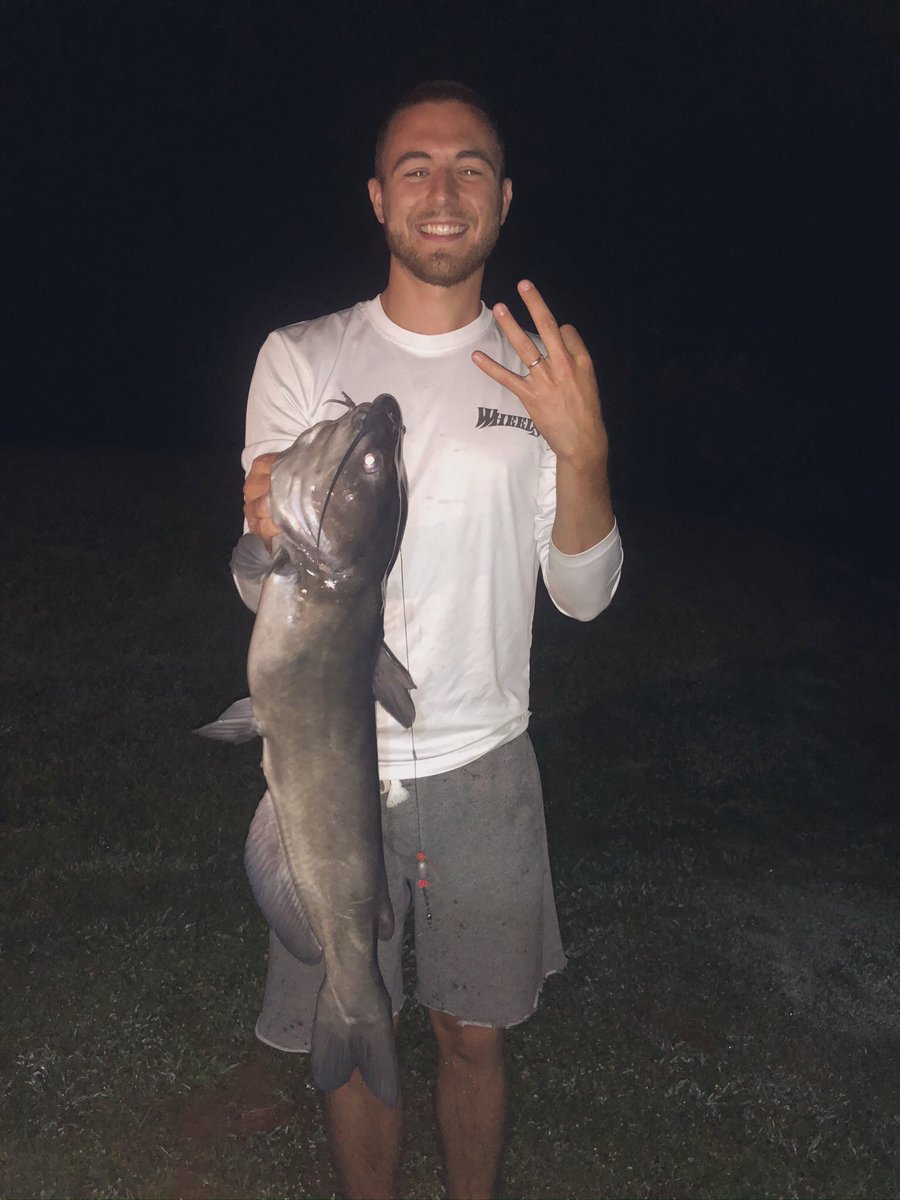 sam_rock_stone's tweet photo. A great night for Catfish and Carp with my brother @CoyCraft https://t.co/5xgpmvL8ND