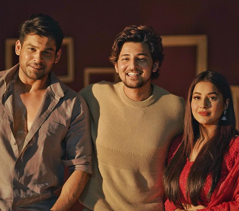 Let's take a moment to remember the level for excitement we all had for  #SidNaaz (  @sidharth_shukla  @ishehnaaz_gill ) first project together.On 15th March  @DarshanRavalDZ post confirmed his collab with our 2 best human beings. p.s:Thank you  @indiemlabel for this song