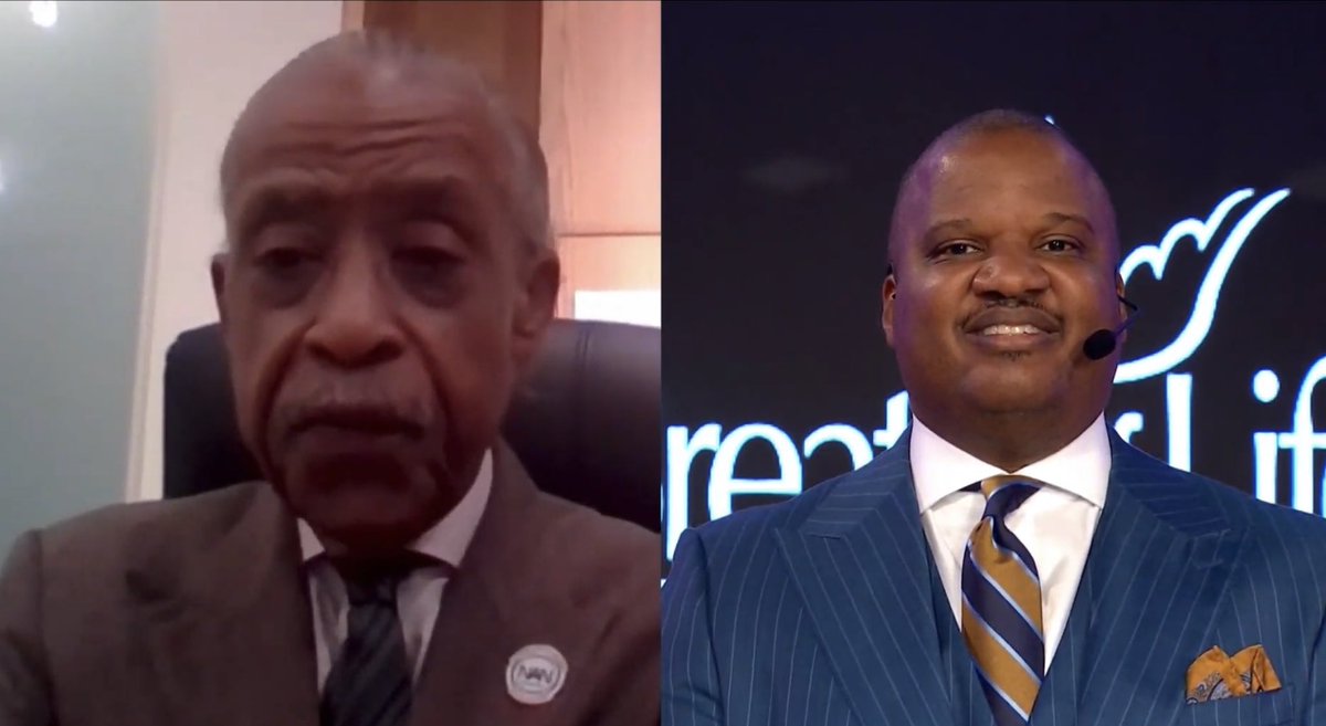 oakwoodsda's tweet photo. The Oakwood family is so grateful that @TheRevAl has come to encourage and educate us on the social and racial injustice. As he said, “Racism is a spiritual problem.”
Tune in to his interview on our livestream. #oucsda #AlSharpton https://t.co/EwUGQlE3Hm
