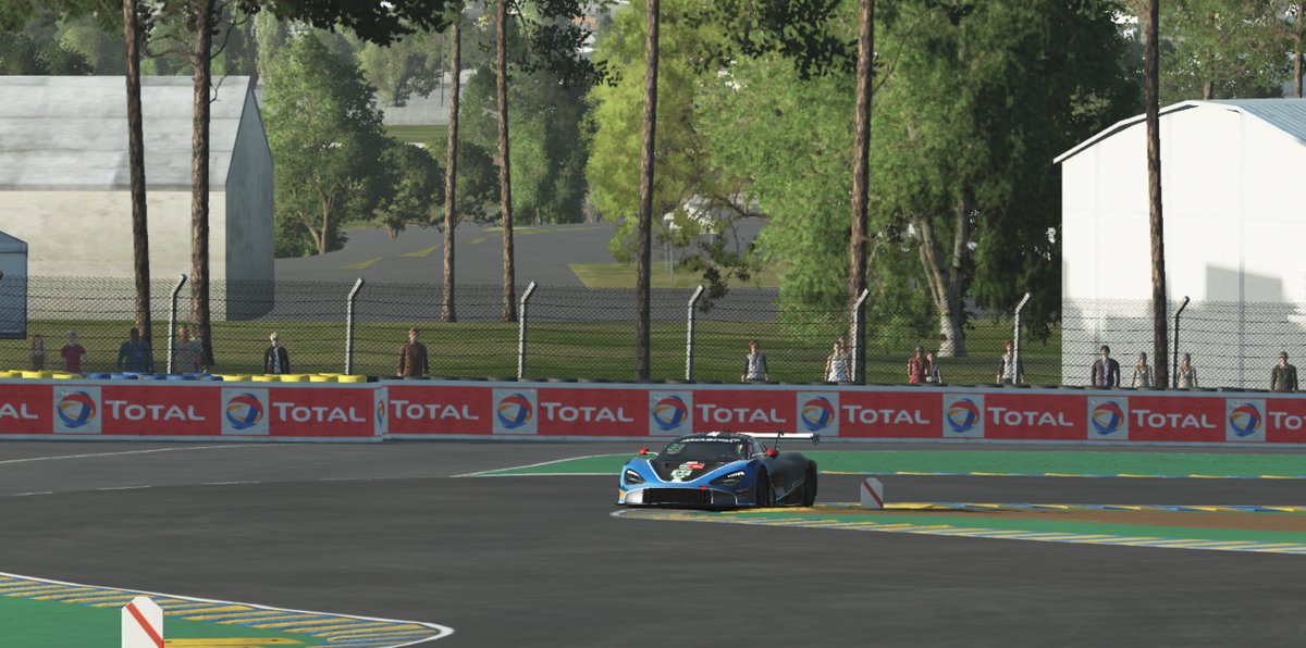 eSports_GRG's tweet photo. The GRG eSports #simstickers McLaren is currently P7 in class on the lead lap. Race is under a Red Flag. @EERC_Official #24hoursoflemans https://t.co/UKPAE64jkY