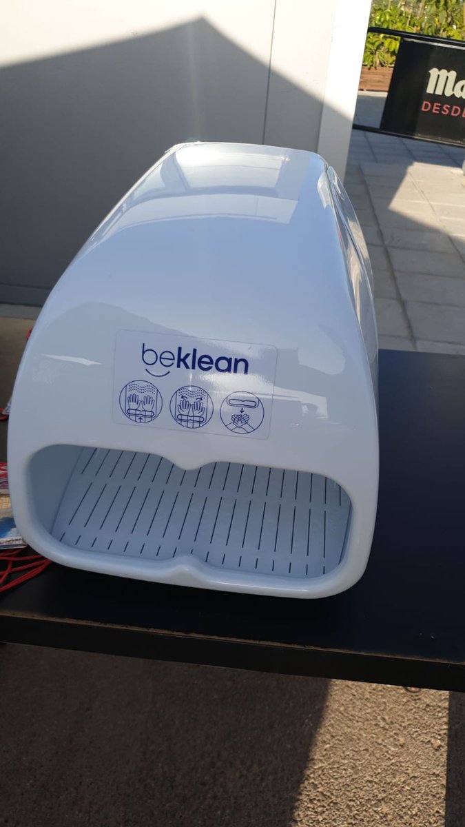 🧰👐 | Aumenta la seguridad sanitaria en <a href="/PinatarArena/">Pinatar Arena</a> con un dispositivo de higienización de manos patentado por #Beklean.